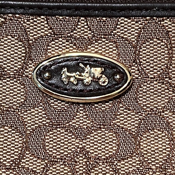 Coach Small Wristlet Brown - Picture 2 of 10